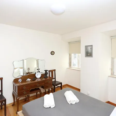 Apartment Quiet *