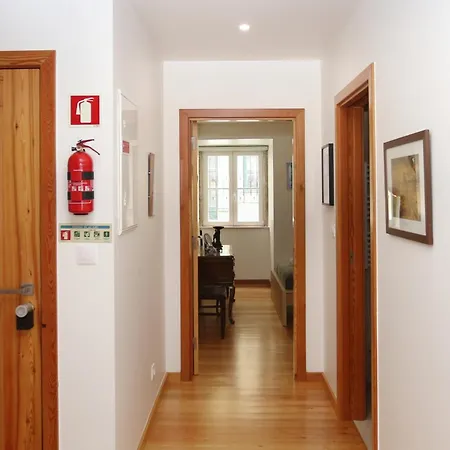 Quiet Apartment *